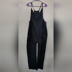 Black Romper, M (advertised on TikTok)with Pockets